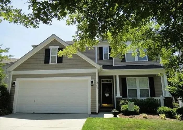 9729 Waltham Ct