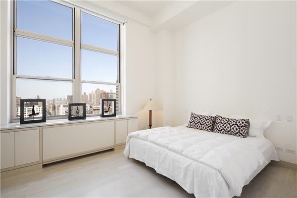  120 East 87th St, #R20A