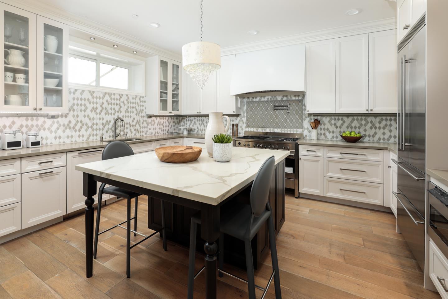 139 Windsor Dr