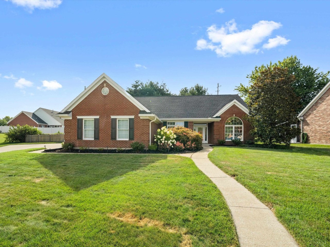 3312 Calumet Trce