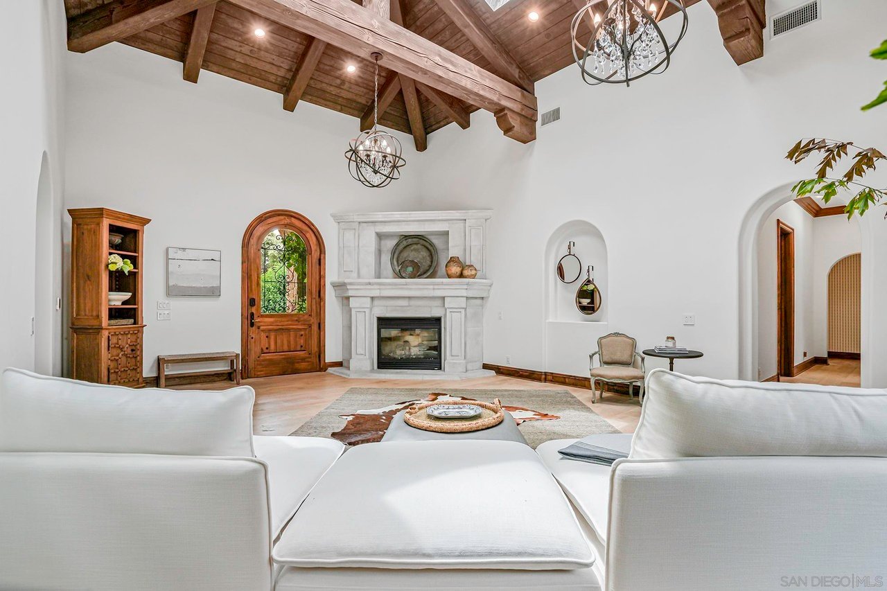 15823 The River Trail