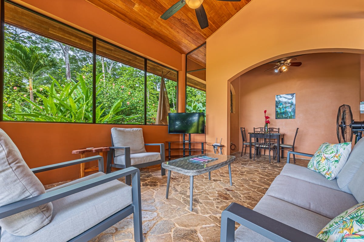 9 ACRES – 2 Bedroom Jungle And Window Ocean View Home With Infinity Pool And Excellent Rental Potential!!!