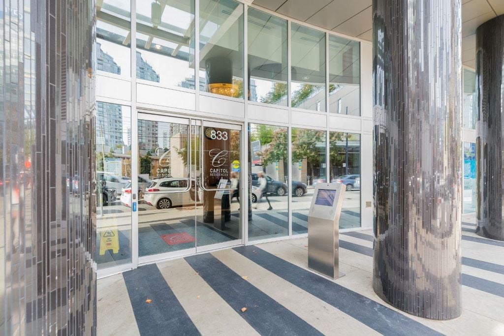 833 Seymour St, #502