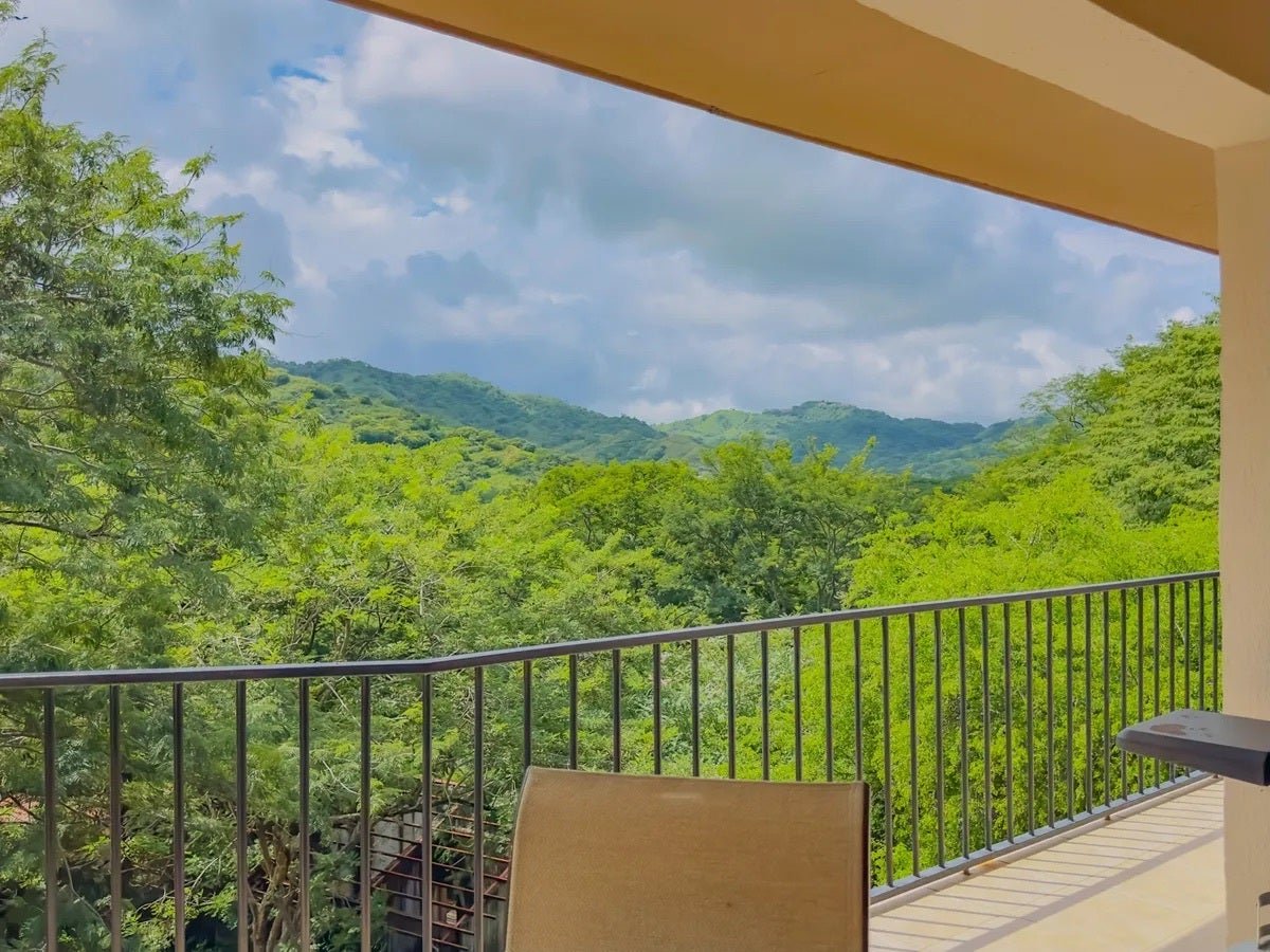 Top Floor Mountain View Condo, Papagayo, Guanacaste