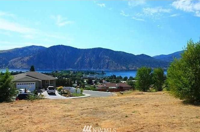 51 Terrace Dr