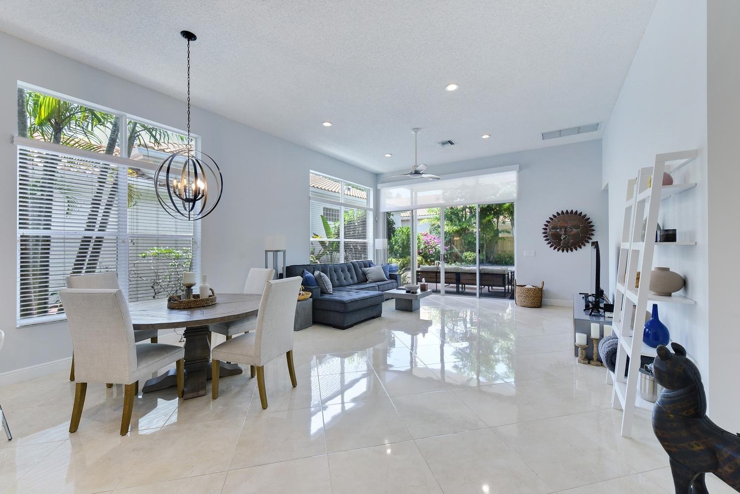 6685 NW 24th Ter