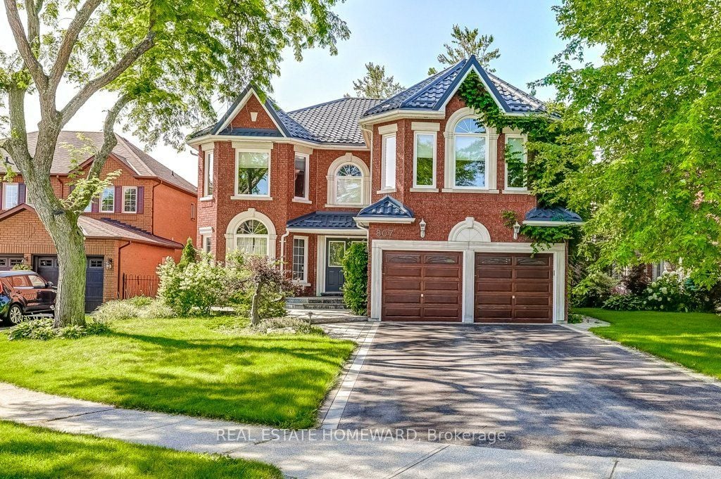 807 Primrose Crt