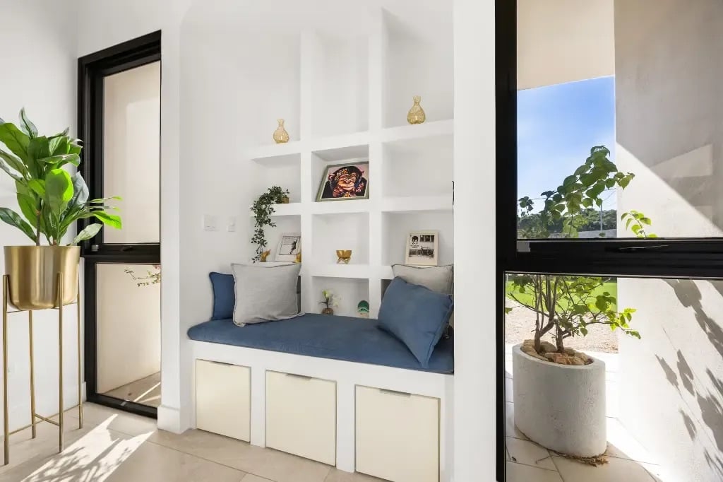 Elegant Tropical Oasis in Reserva Conchal