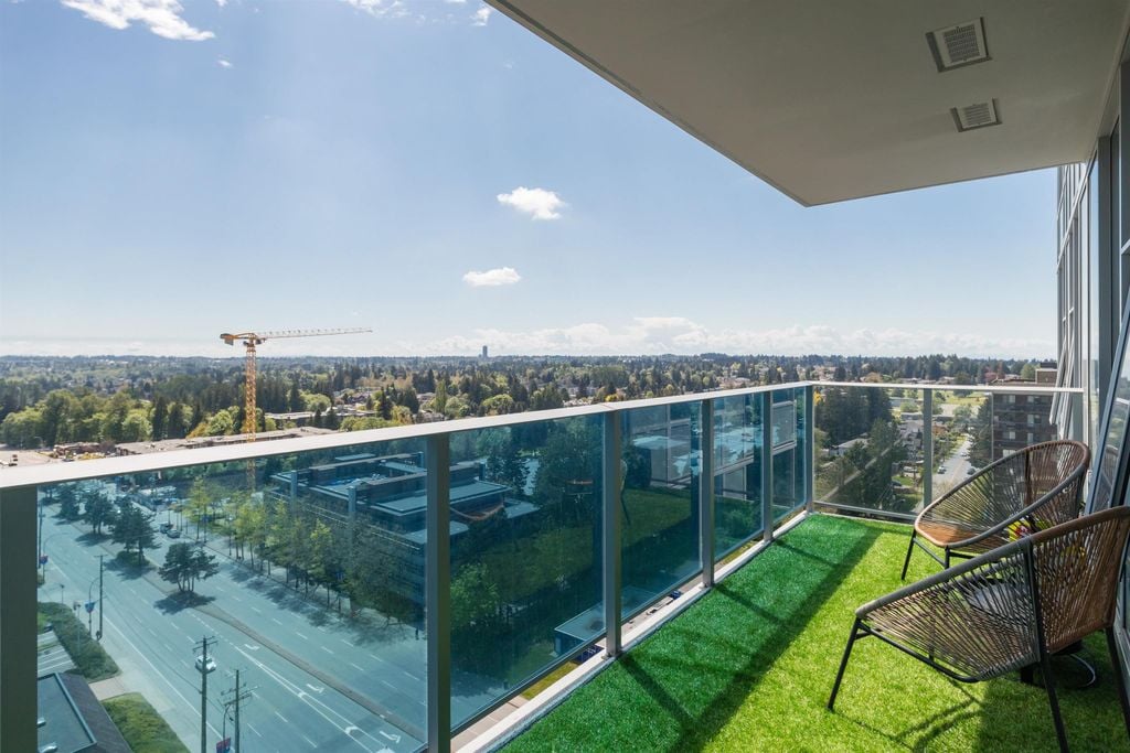 13615 Fraser Hwy, #1602