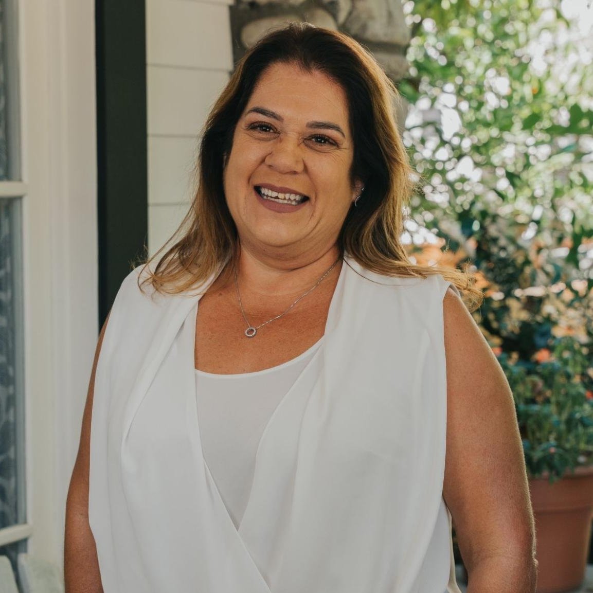 Joy Suarez Claremont, CA Real Estate Agent Headshot