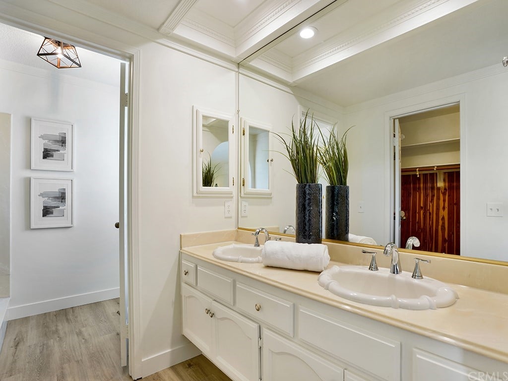 27775 Niguel Village Dr