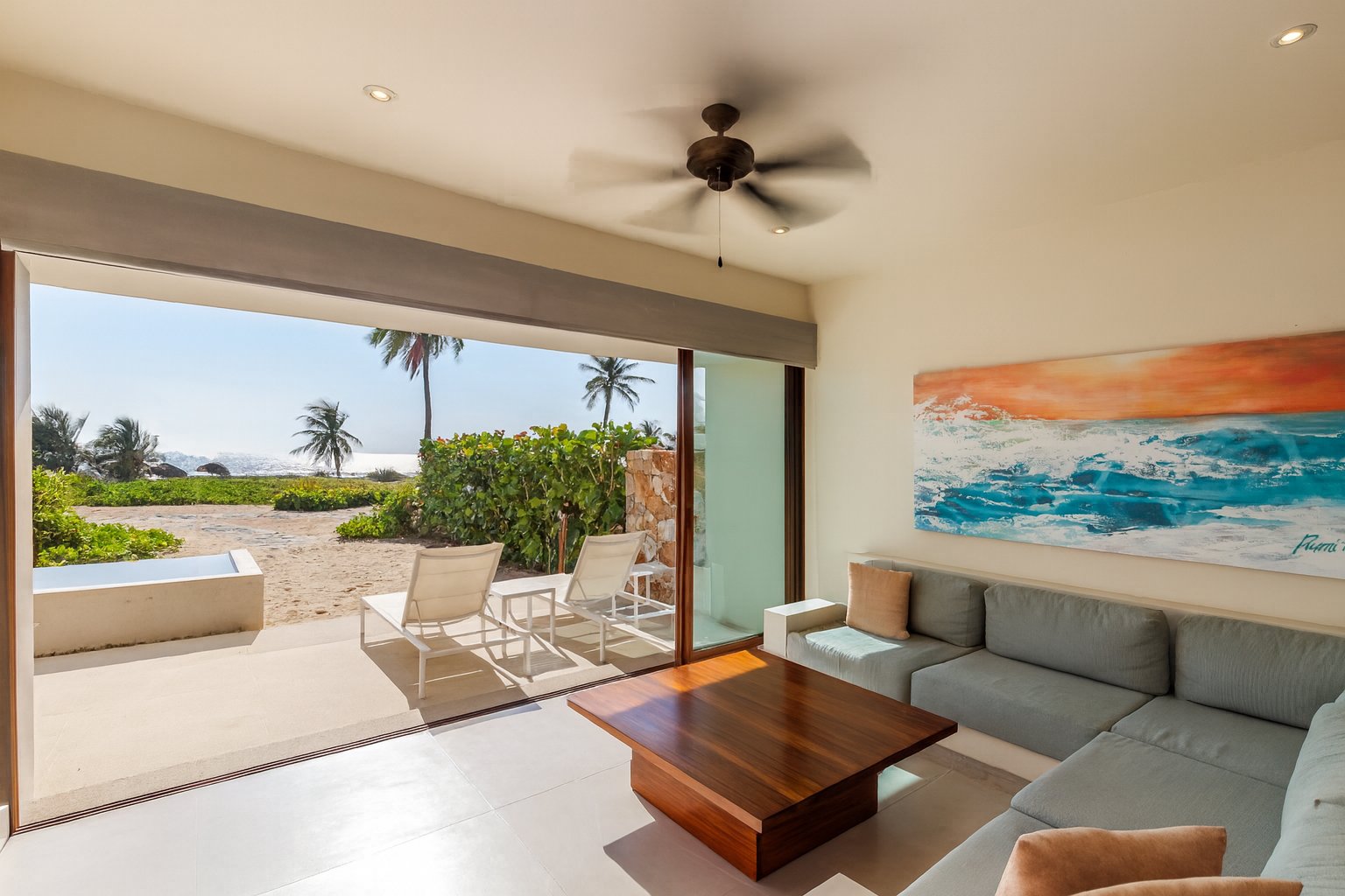 Marea Beachfront Villa I55