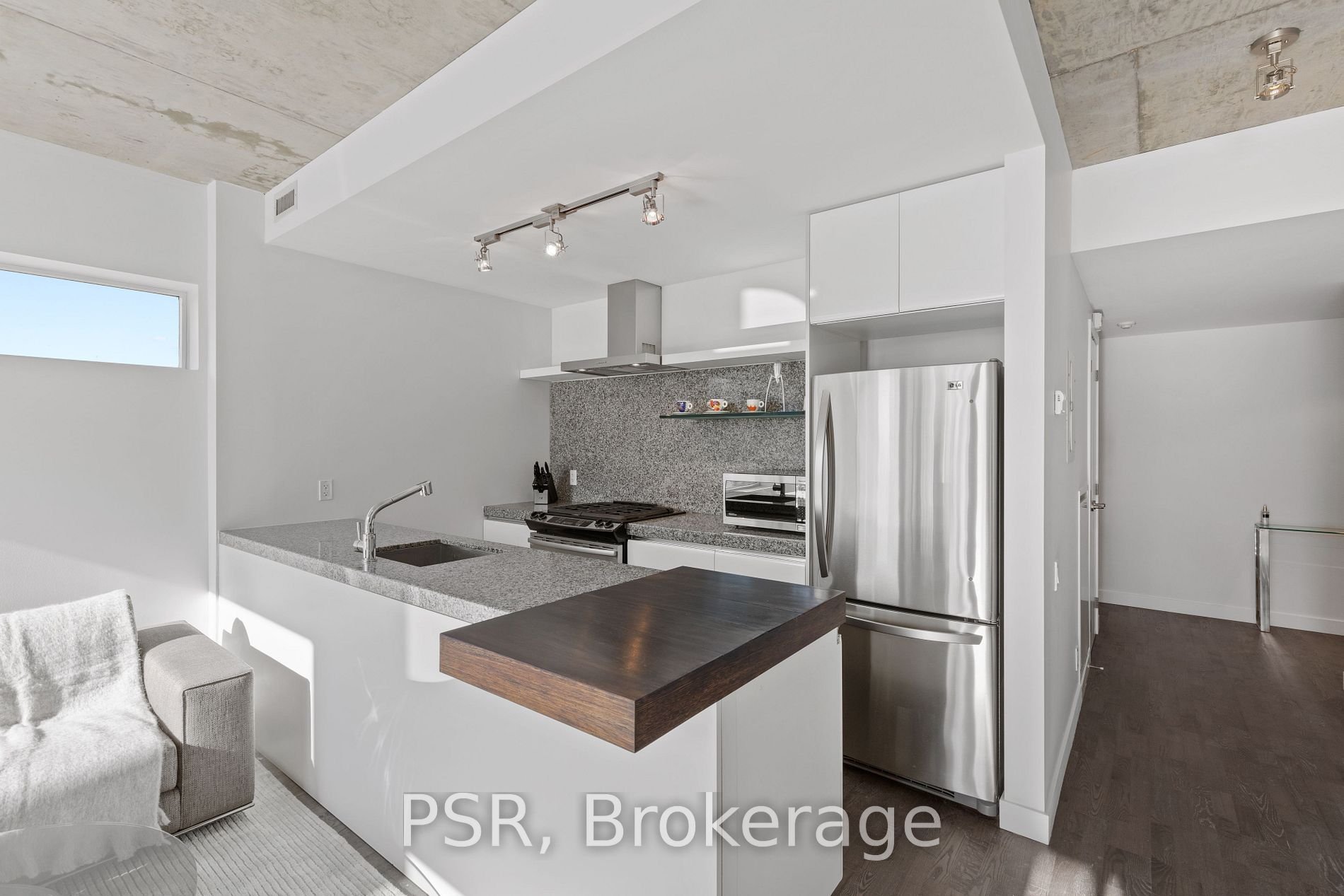 PENTHOUSE IN THE HEART OF KING WEST