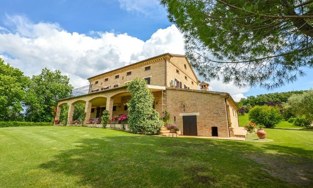 Country Home with Outstanding Views