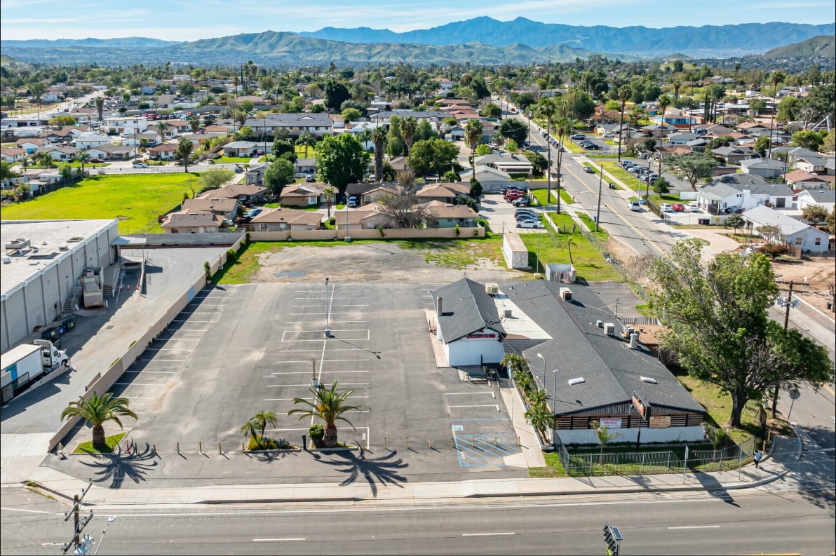 10390 Arlington Ave – Ground Lease Opportunity