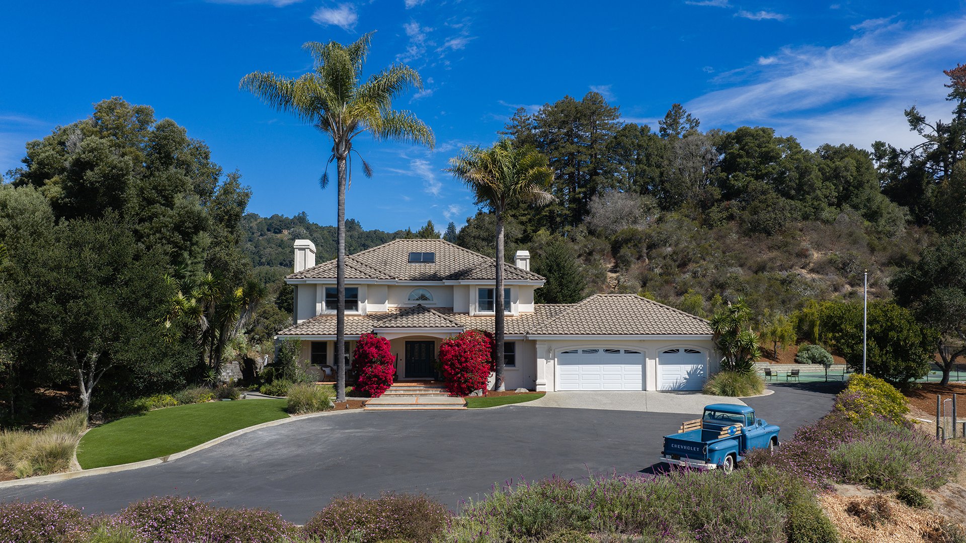 Private Aptos Estate with Vineyard Views