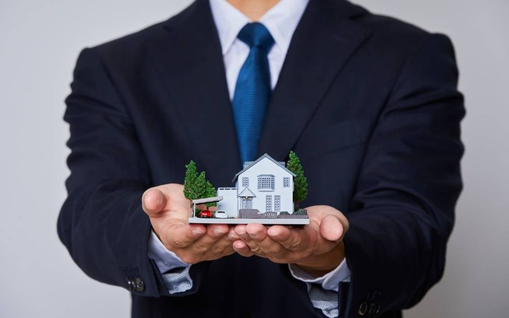 How to Spot a High-Demand Property Before It Hits the Market