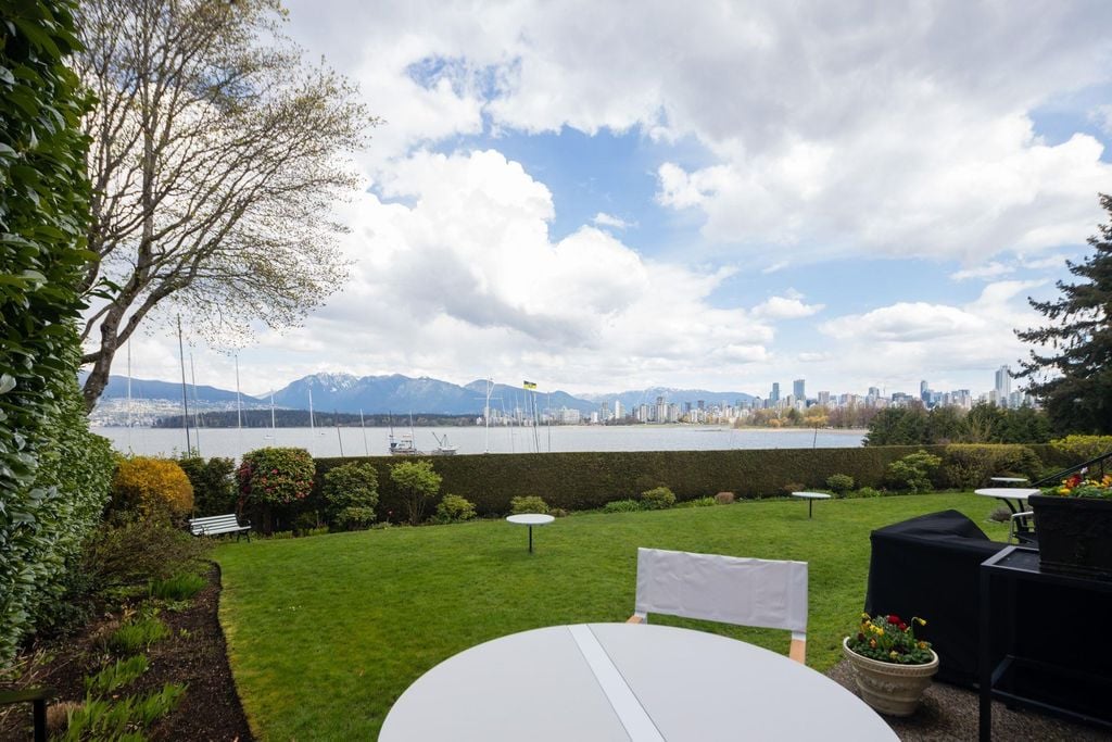 2449 Point Grey Rd