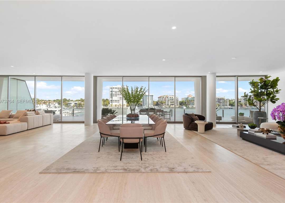 5 Grove Isle Dr Unit S201