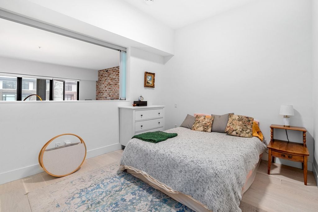 300 Salter St, #310