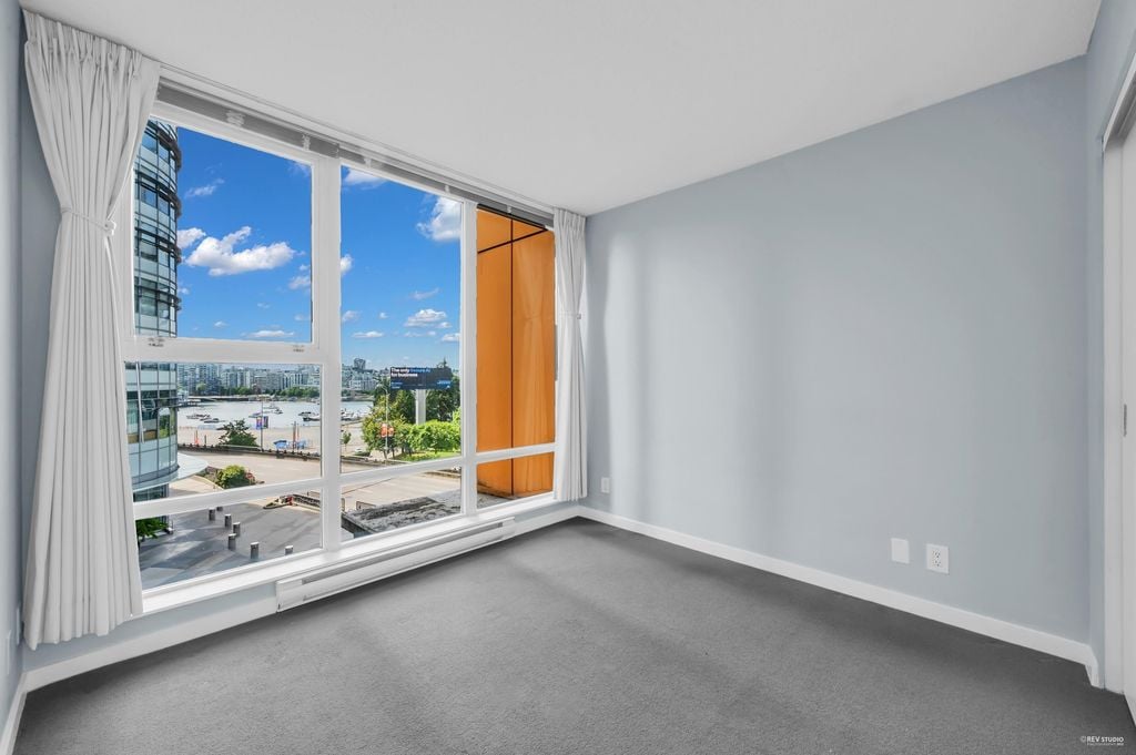 111 W Georgia St, #509