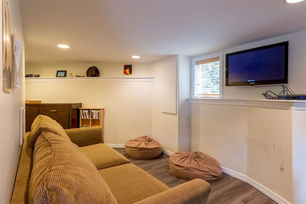 5145 Old Gravel Rd