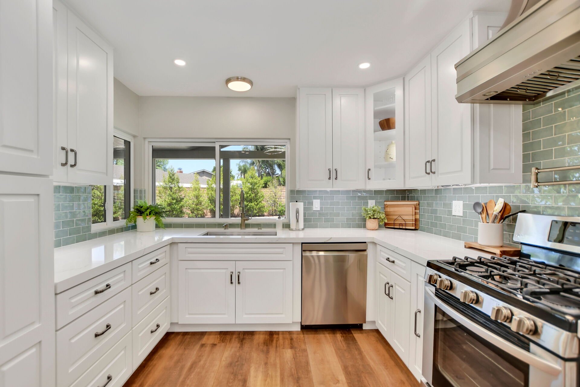 3721 Helena Circle