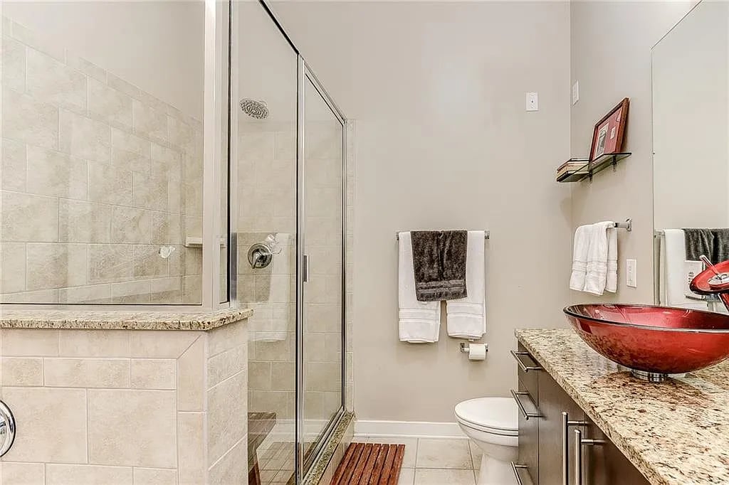 870 Inman Village Pkwy NE
