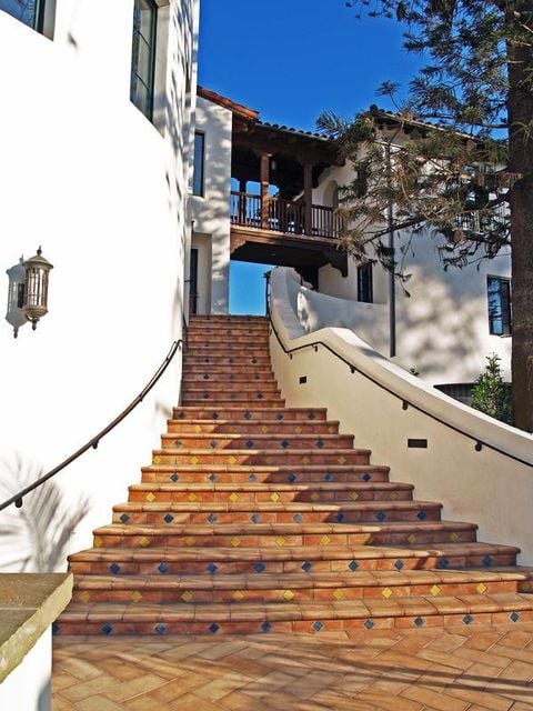 121 W De la Guerra St, #5