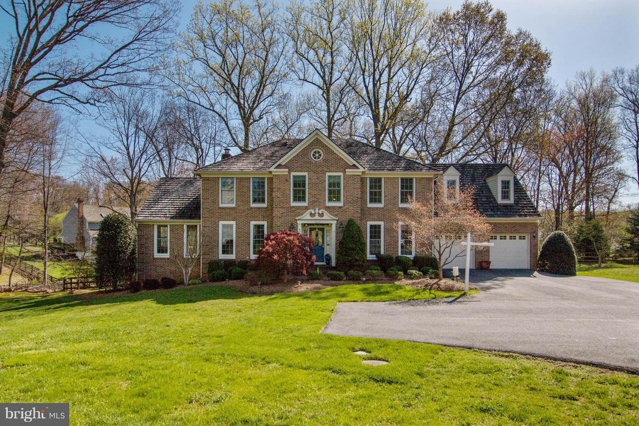 7413 Rocky Ravine Dr