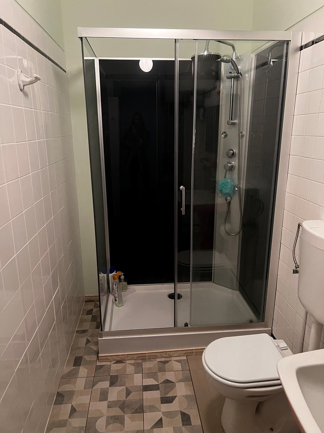 Traditional Four Story Building with Exceptional Investment Potential on Rua do Almada Porto