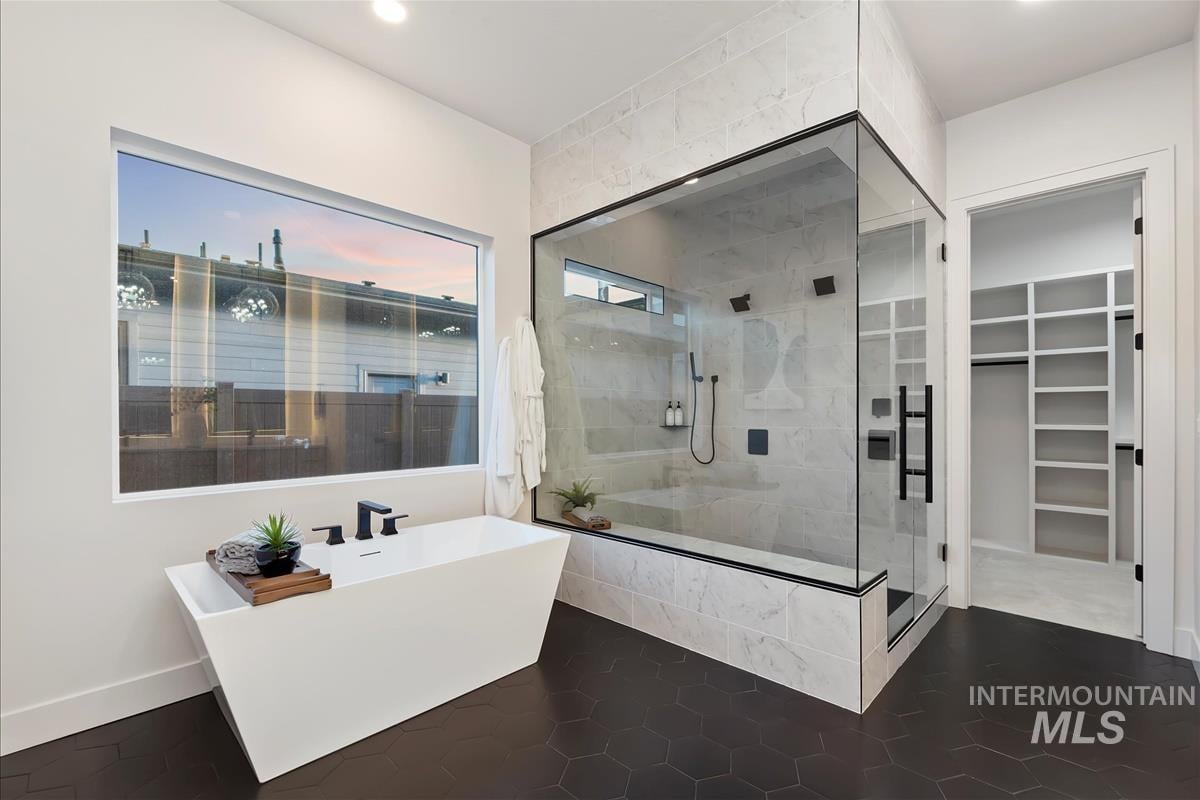 Exceptional New Build in the Star Foothills