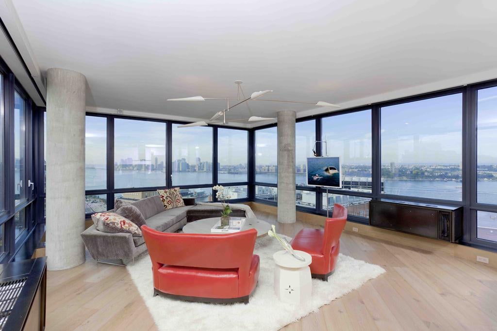 450 West 17Th Street Unit: 2507