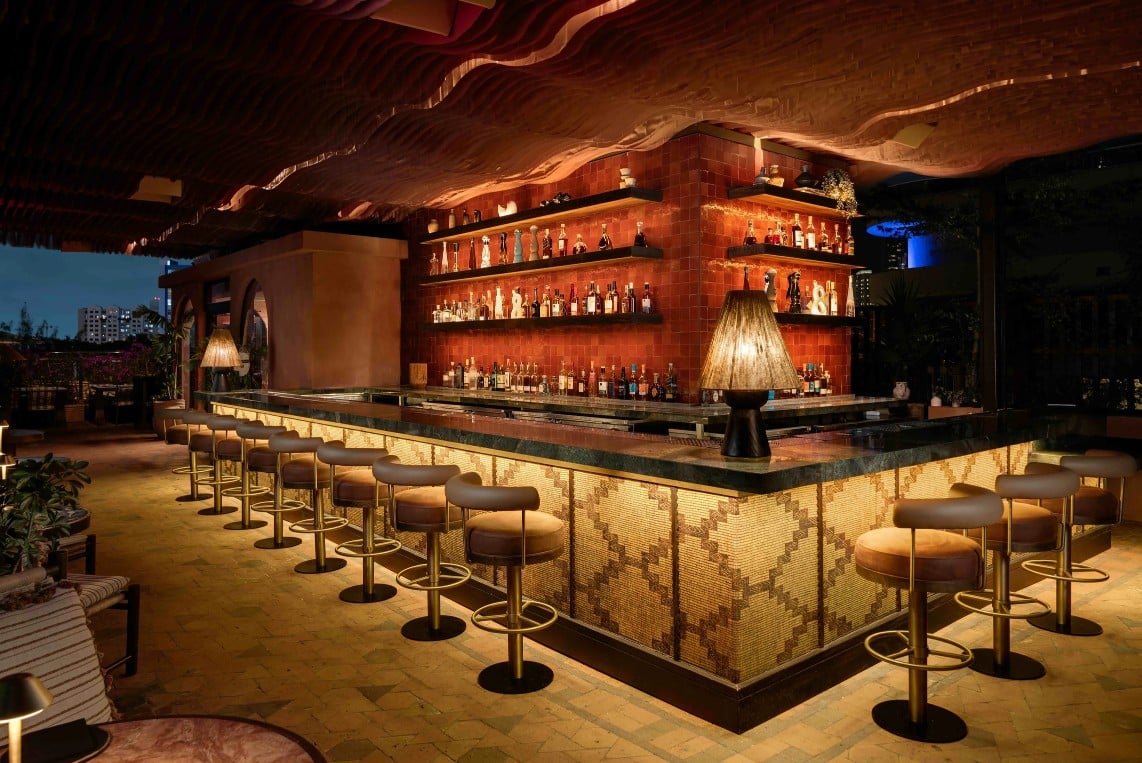 CASA NEOS unveils a multi-level nightlife destination along the Miami River