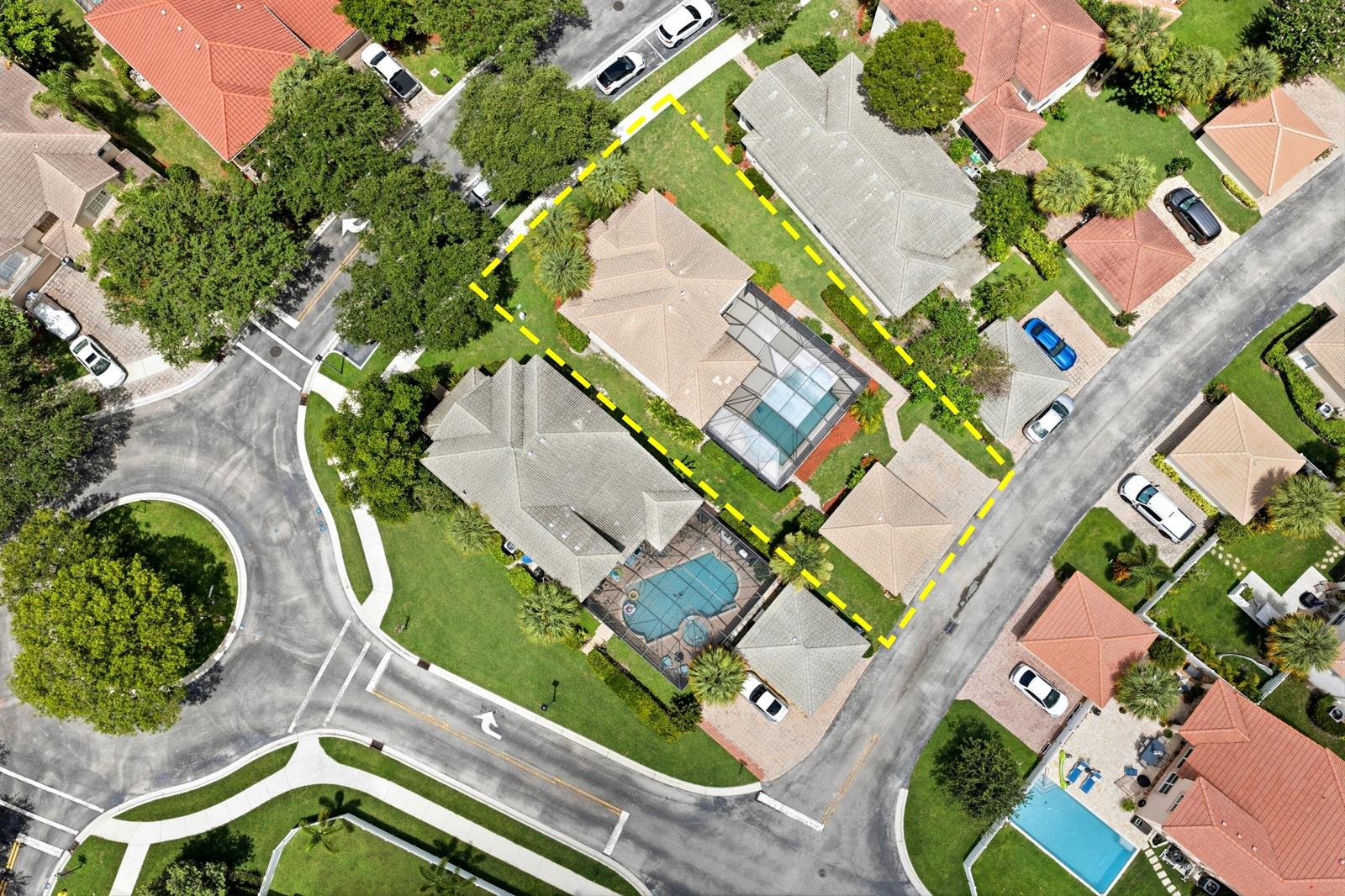 8113 Bautista Way