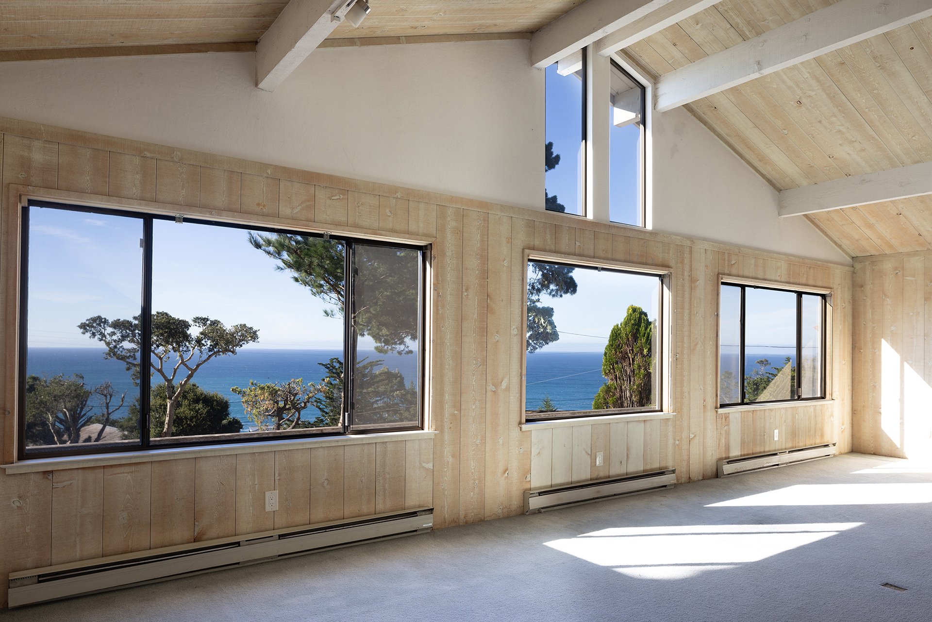 Carmel Highlands Living - 146 San Remo Road