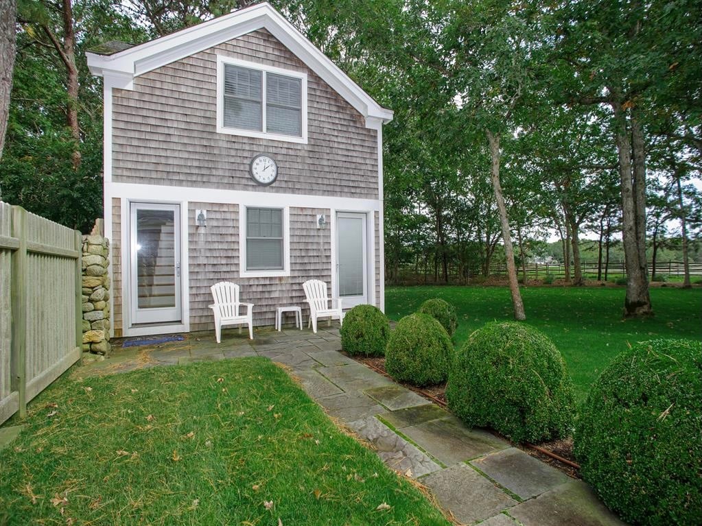 283 Pond Rd