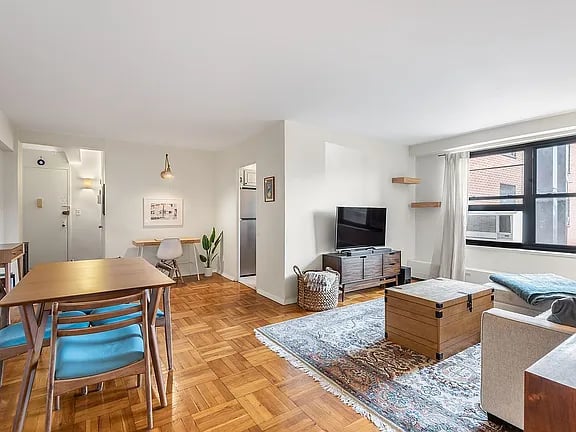 165 Clinton Ave Ste 6A