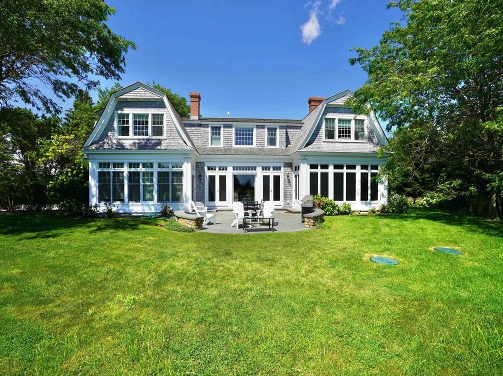 5 Armstrong Ln