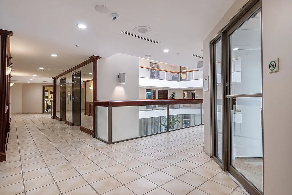 631 US Highway 1 Suite 202