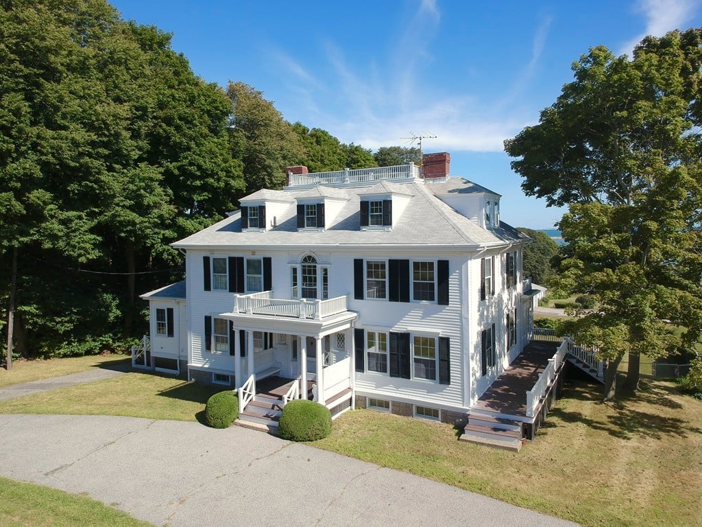 40 Warren Ave
