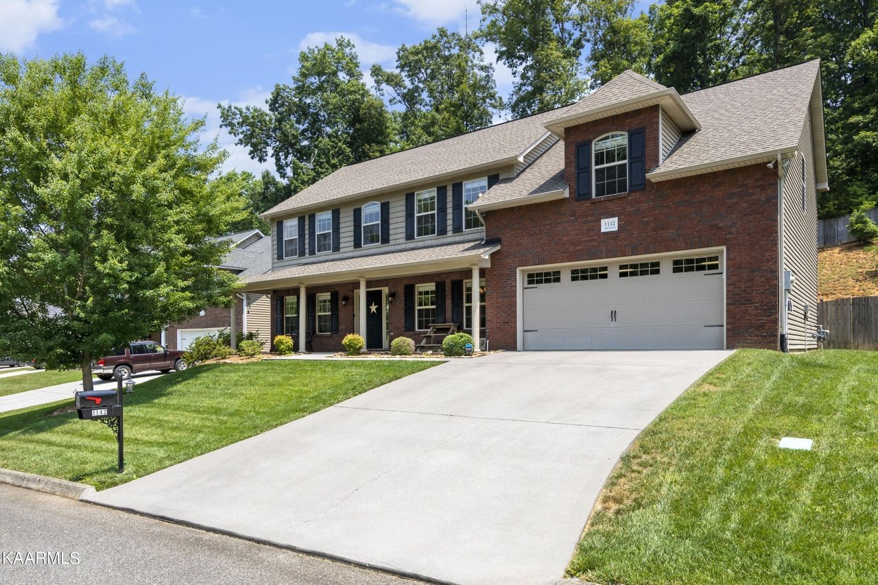 1142 Gilbert Station Ln