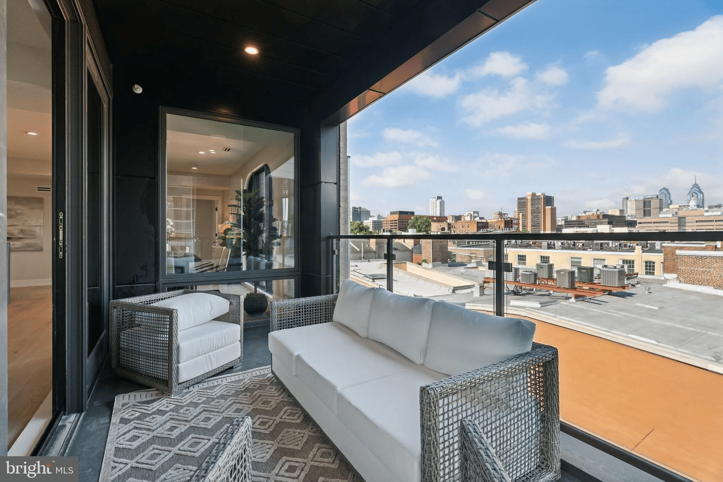 160-64 N 2nd St #601, Philadelphia, PA 19106