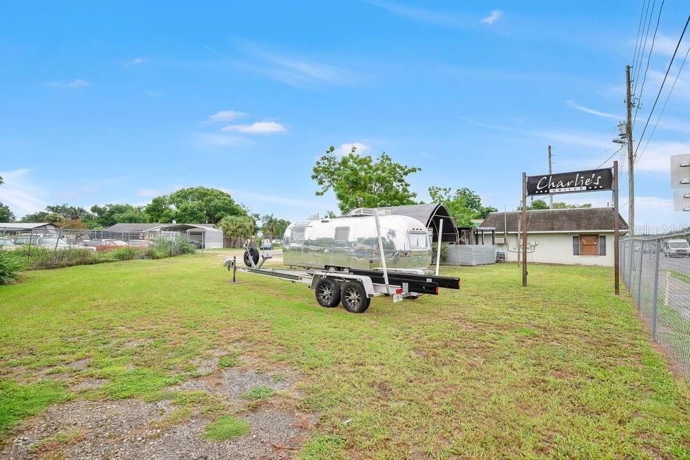 3101 N Orange Blossom Trl