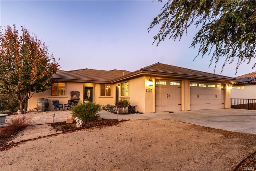 725 Red Cloud Road