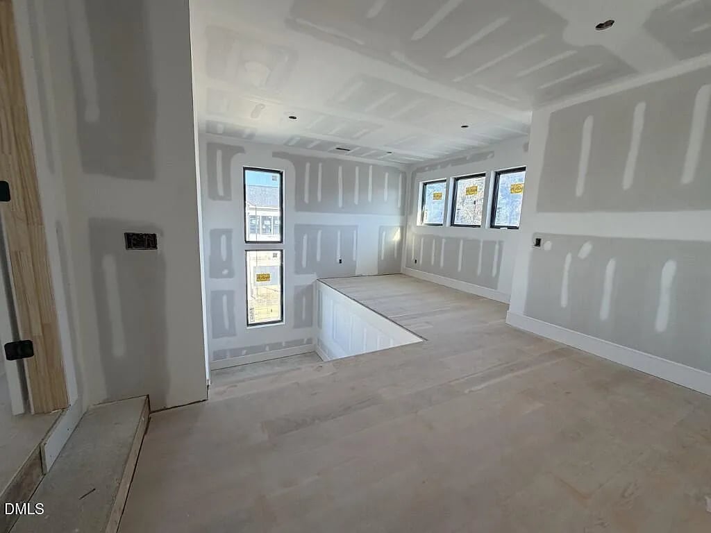 5856 Carriage Gate Dr