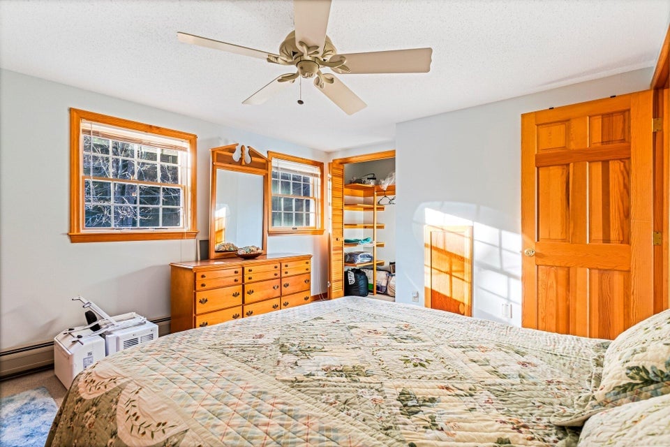 36 Worcester Way Lincoln, ME 04457
