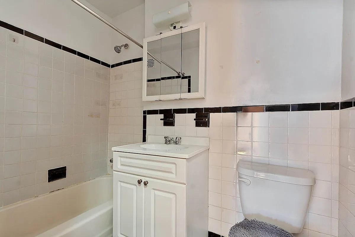 1130 Stadium Ave APT 3K