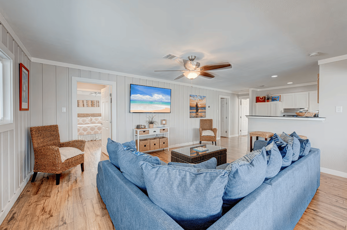 Seller Financing Available! Rockport Home With Runway Canal Views!