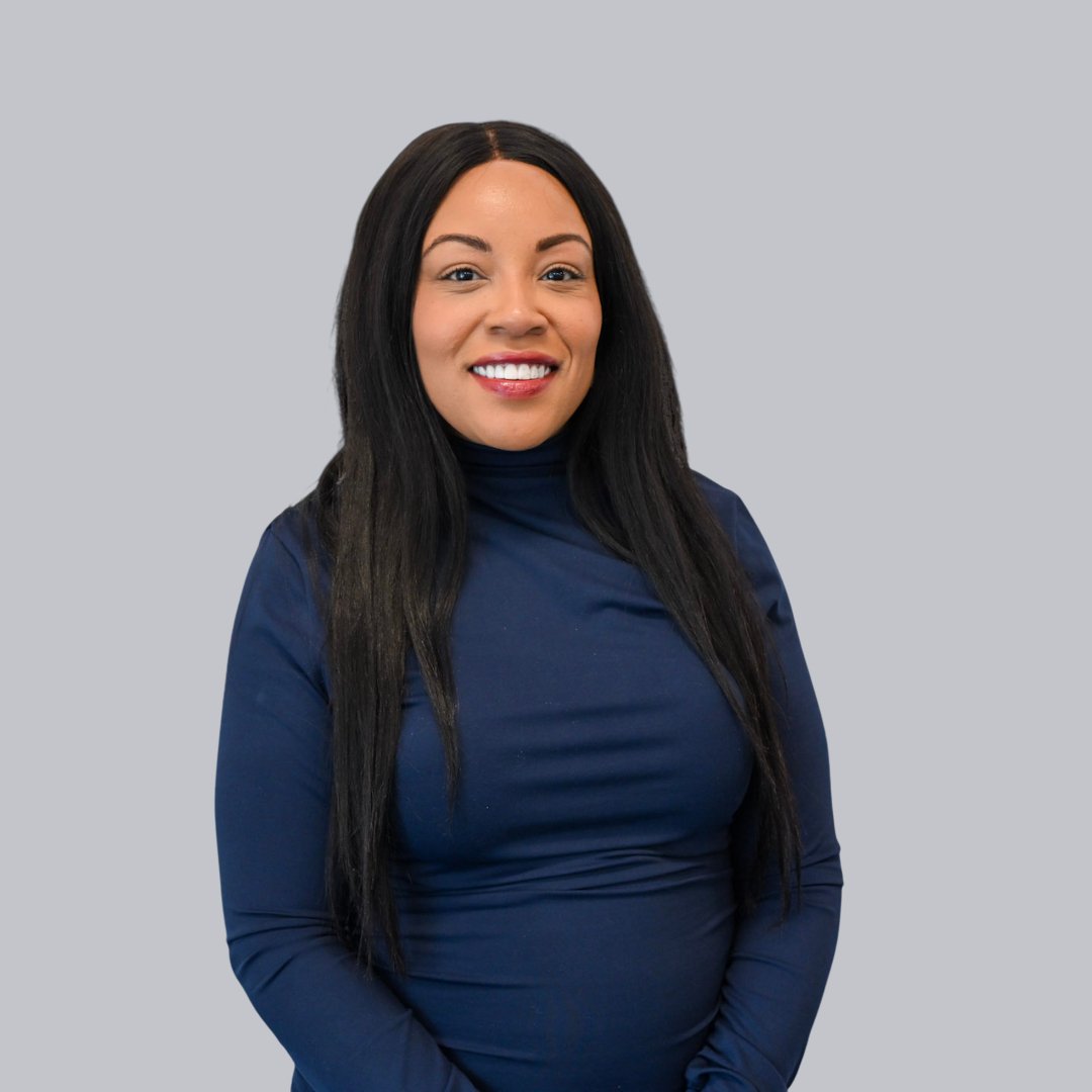 Angel Martinez Dallas, TX Real Estate Agent Headshot